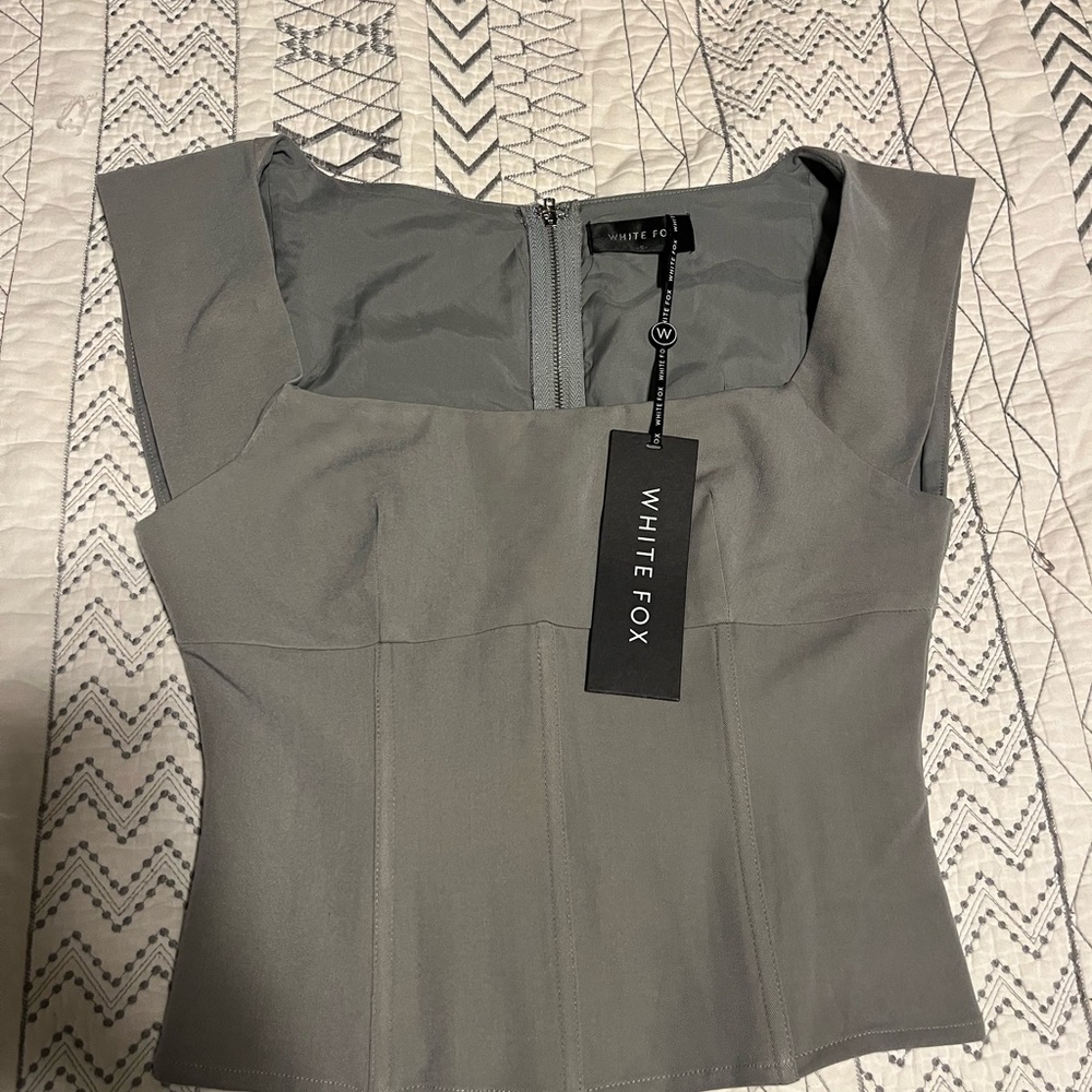 White Fox Boutique Gray Cap Sleeve Bodysuit Fitted Bustier